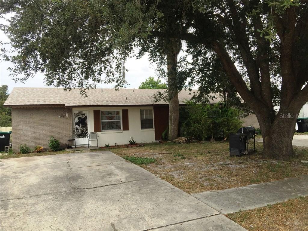 11933-11935 Alafaya Woods Ct., Orlando, FL 32826