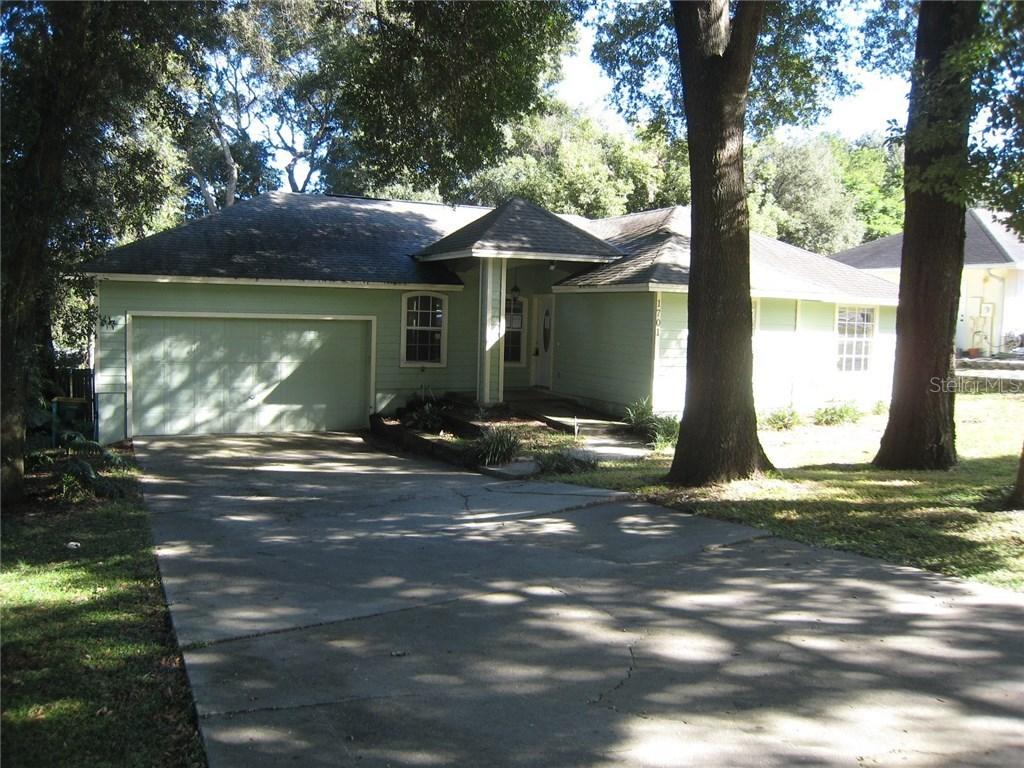 1701 Cobble Ln., Mount Dora, FL 32757