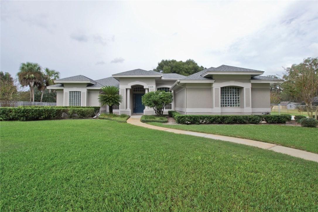 1305 Foxden Rd., Apopka, FL 32712