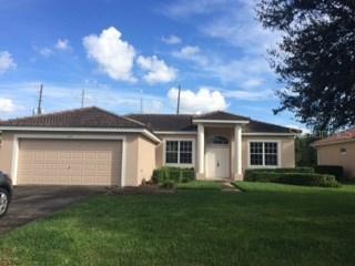 425 Bay Leaf Dr., Poinciana, FL 34759