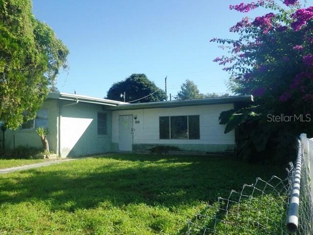 1906 8th Ave., Palmetto, FL 34221