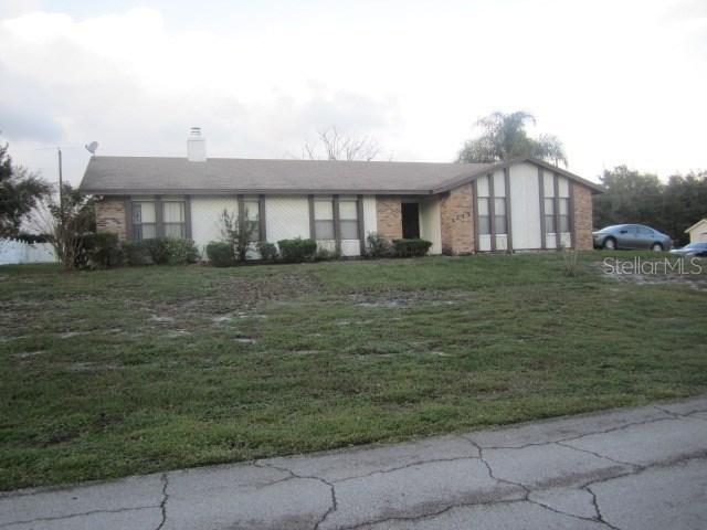 2272 Durham St., Deltona, FL 32738