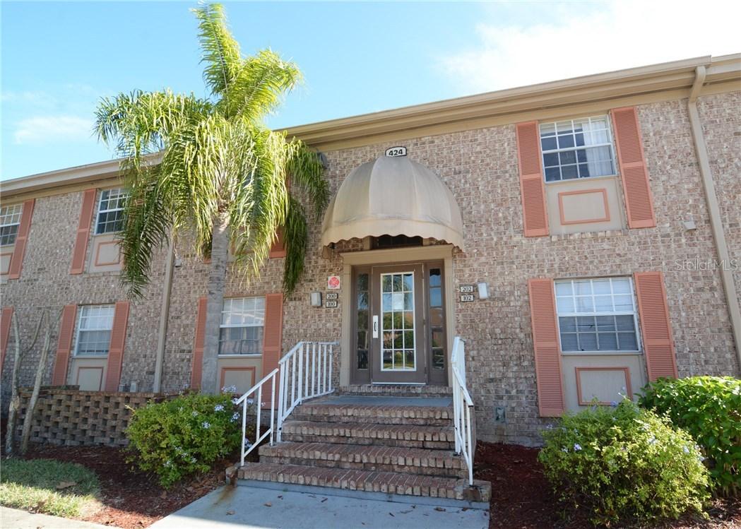 424 Banyon Tree Cir. #200, Maitland, FL 32751