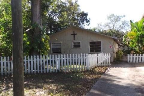 15588 59th St., Clearwater, FL 33760