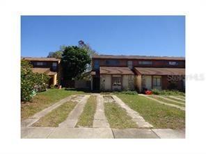 2816 Hunt Club Ln., Orlando, FL 32826