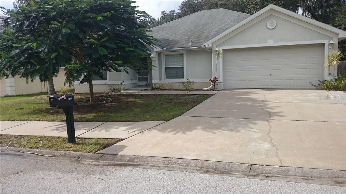6819 Krenson Oaks Cir., Lakeland, FL 33810