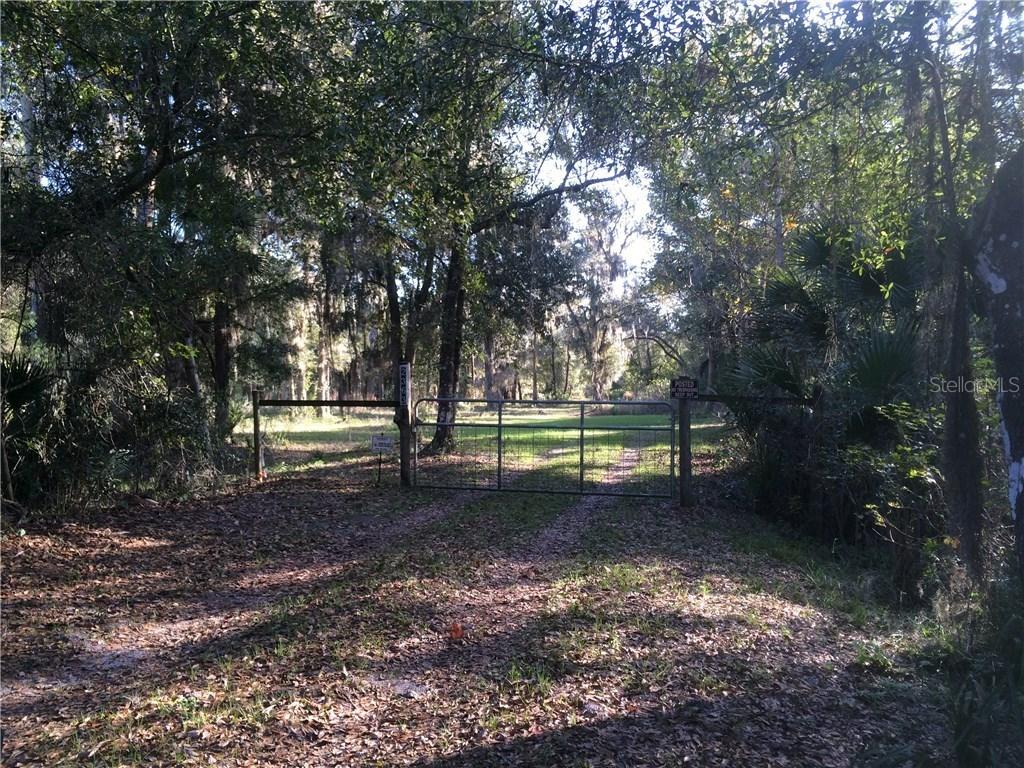 2363 E Osceola Rd., Geneva, FL 32762