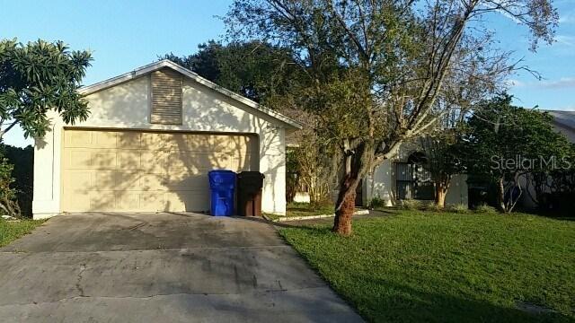 2637 Dixie Ln., Kissimmee, FL 34744