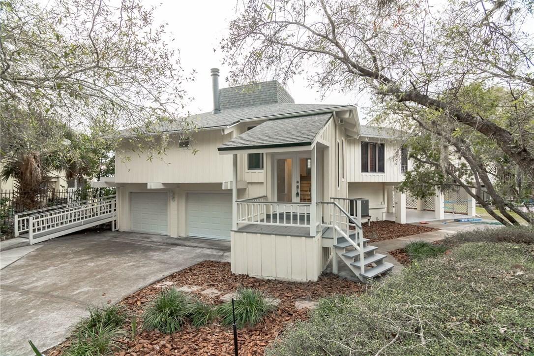 800 S Florida Ave., Tarpon Springs, FL 34689