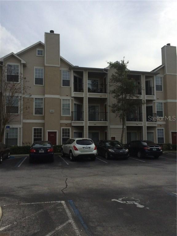 1990 Erving Cir. #107, Ocoee, FL 34761