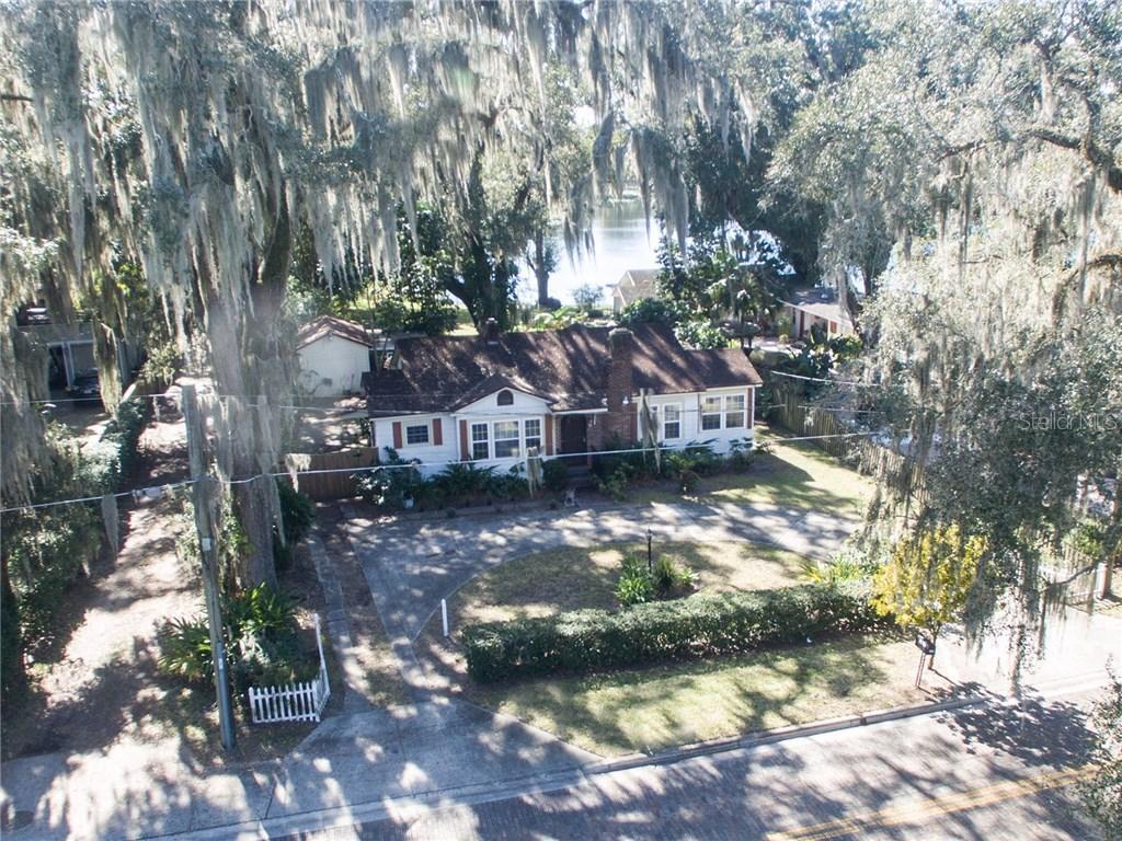 1832 Curry Ford Rd., Orlando, FL 32806