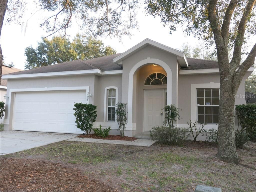 153 Easton Cir., Oviedo, FL 32765