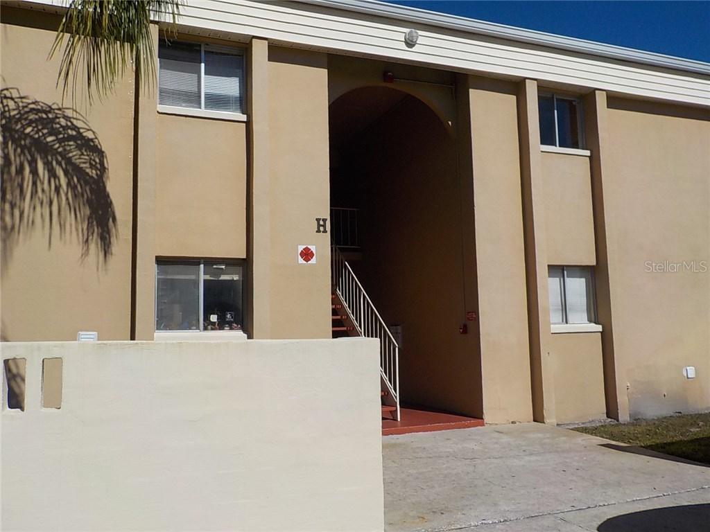 1000 Lake Of The Woods Blvd. #204H, Fern Park, FL 32730