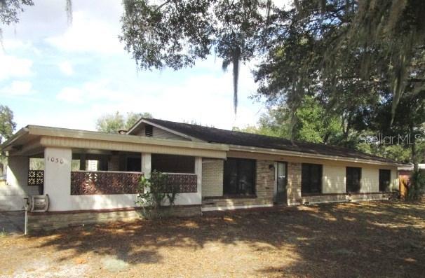 1030 W Lakeshore Dr., Clermont, FL 34711