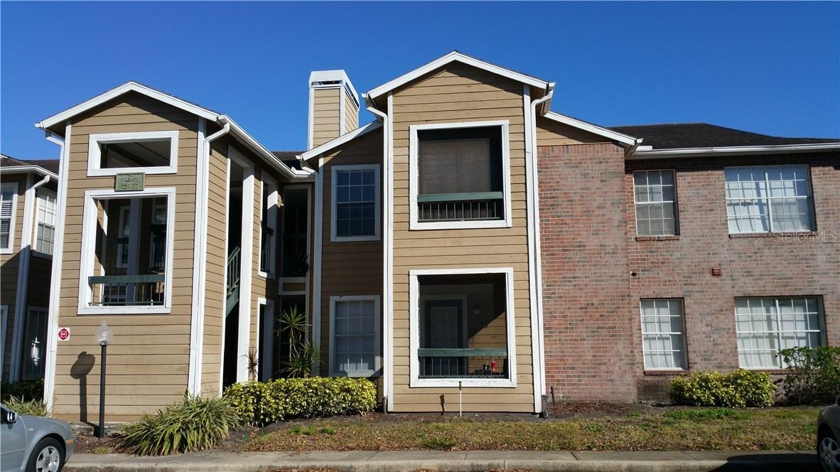 4367 Thornbriar Ln. #P-207, Orlando, FL 32822