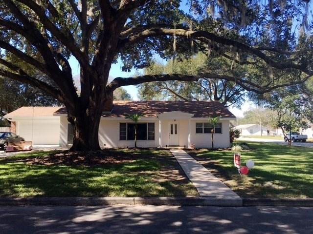 302 S Highland Ave., Winter Garden, FL 34787
