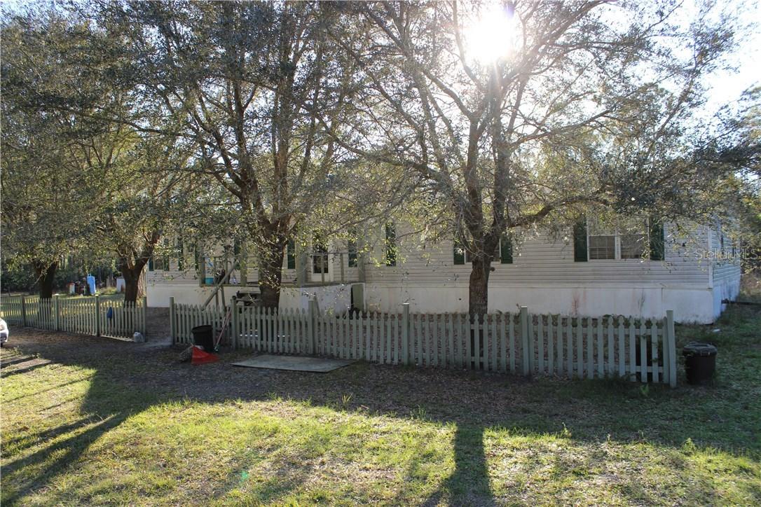 1230 Marsh Fern Rd., Mims, FL 32754