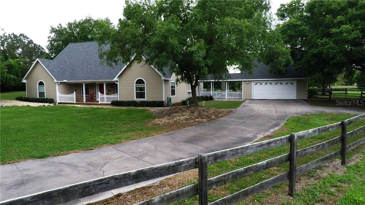 32035 Chestnut Ln., Sorrento, FL 32776