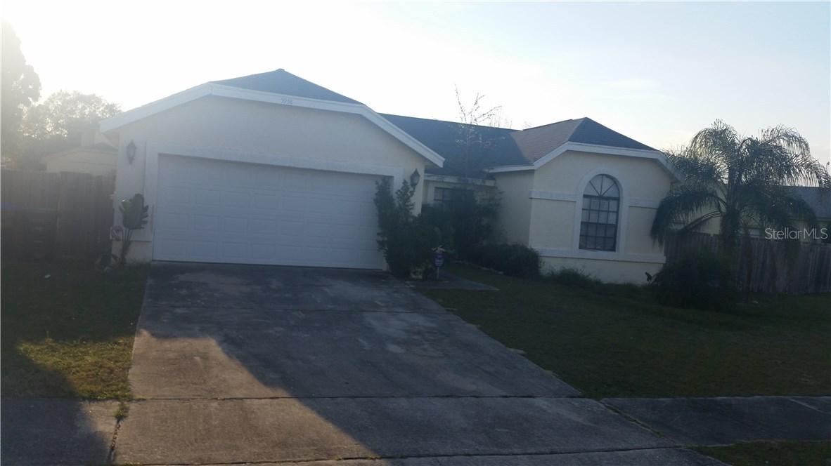 5938 Grand Coulee Rd., Orlando, FL 32810
