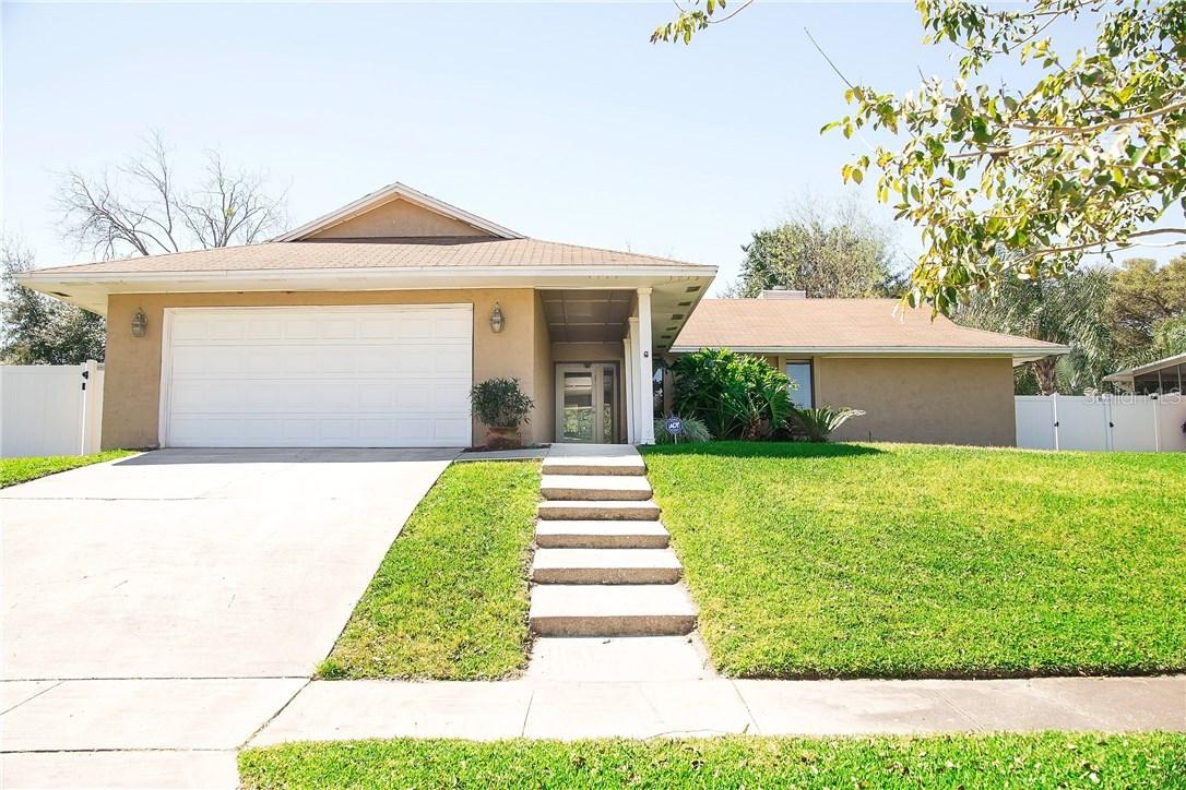 404 Barclay Ave., Altamonte Springs, FL 32701
