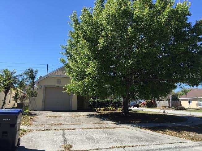 2652 Woods Edge Cir., Orlando, FL 32817