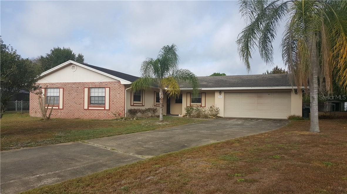 715 Camelia St., Mount Dora, FL 32757