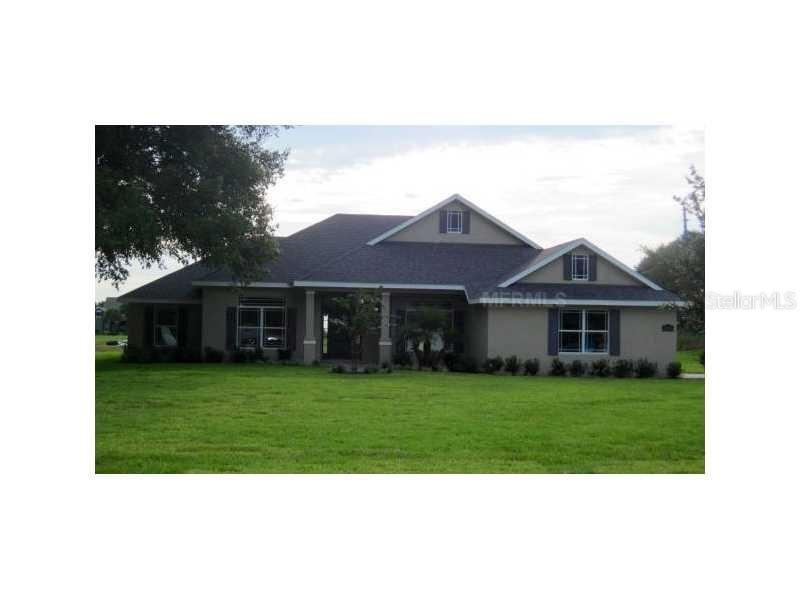 5814 Lake St., Mount Dora, FL 32757