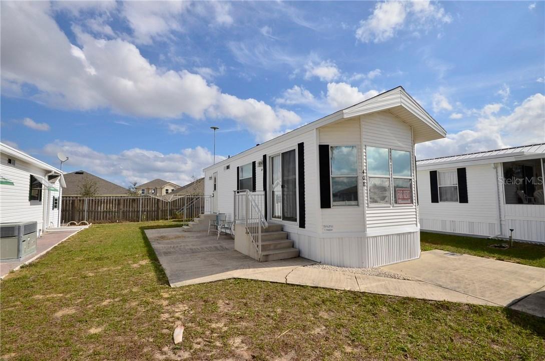 408 Golf Crest Ln., Davenport, FL 33837