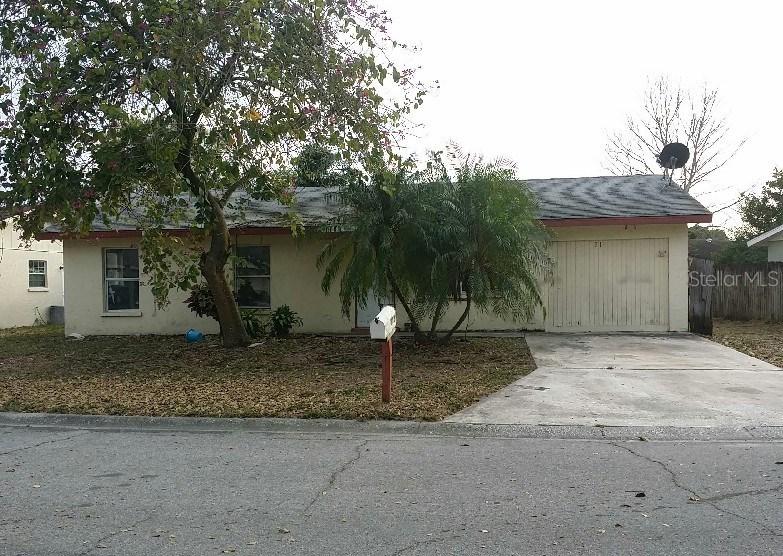 312 67th St., Bradenton, FL 34208