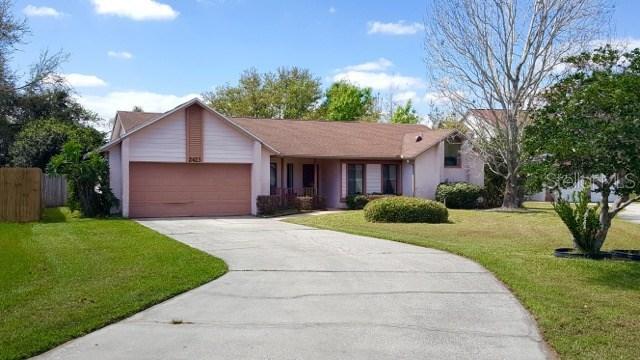 2423 Whispering Maple Dr, Orlando, FL 32837
