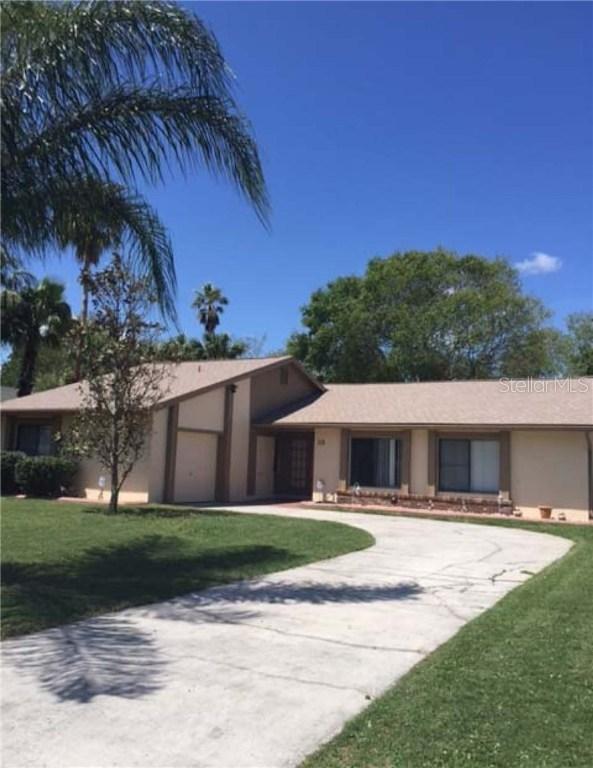 18 Chip Ct., Kissimmee, FL 34759