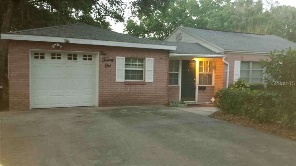 221 Triplet Lake Dr., Casselberry, FL 32707