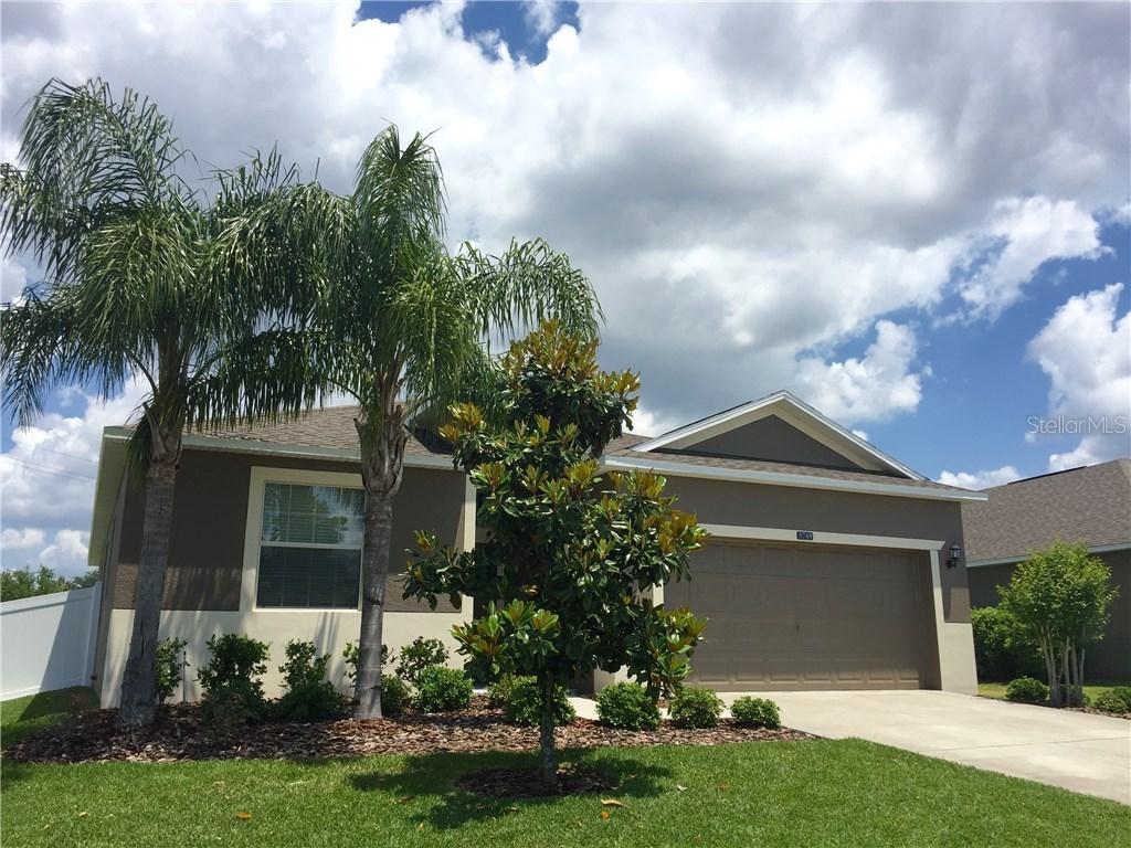 5749 Coquyt Dr., Mount Dora, FL 32757