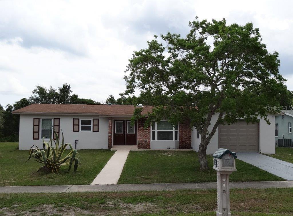 687 Hager St., Deltona, FL 32725