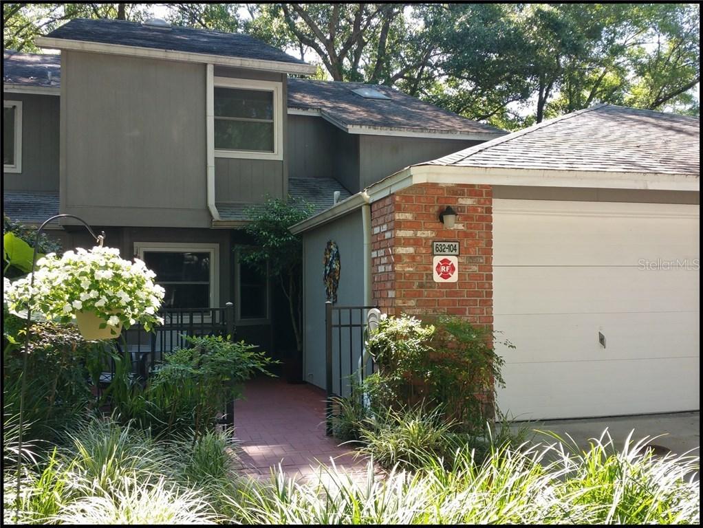 632 Red Oak Cir. #104, Altamonte Springs, FL 32701