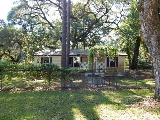 11441 County Rd 678, Webster, FL 33597