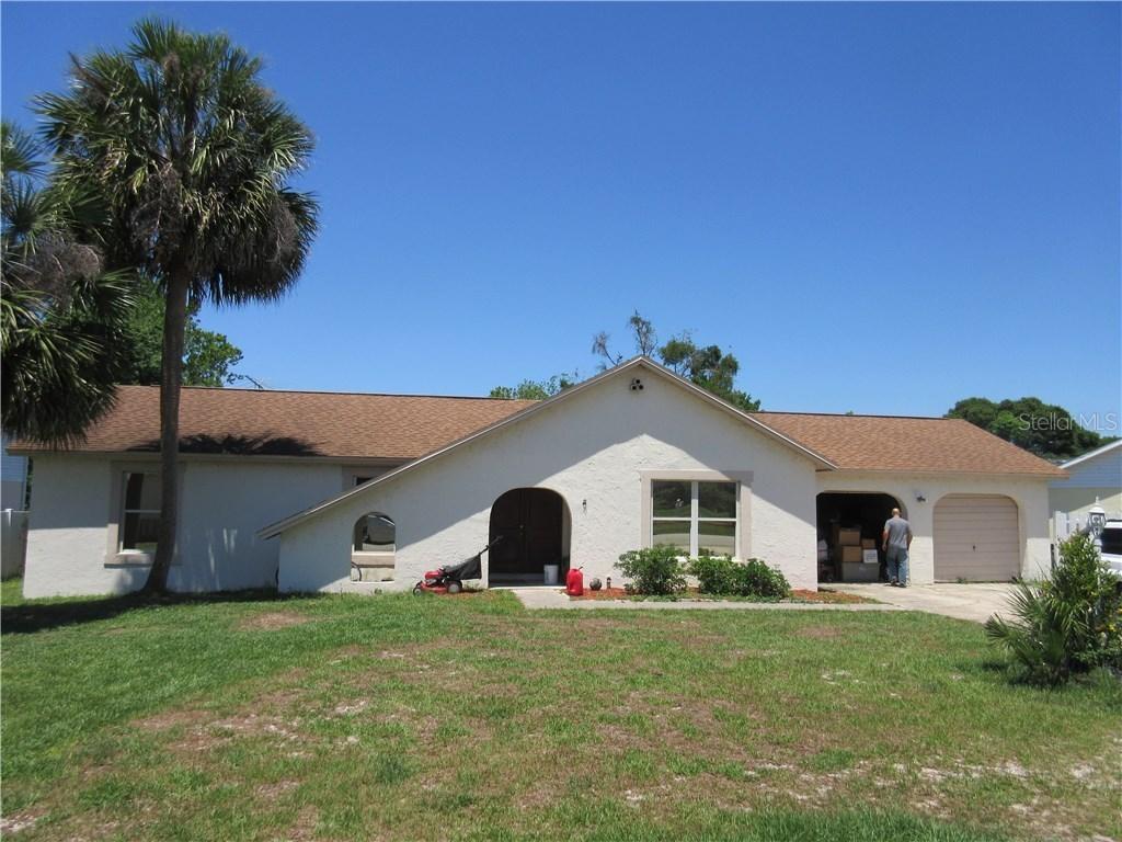 910 Loren Dr., Deltona, FL 32725