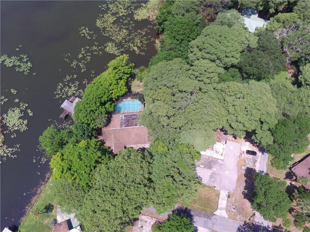 30643 Cove Rd., Tavares, FL 32778