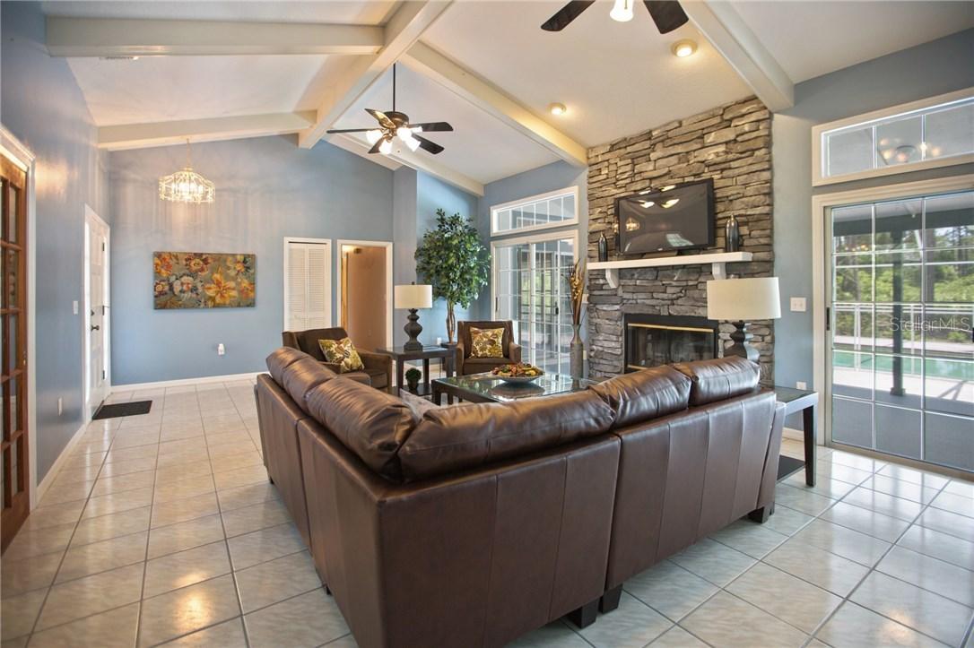 2355 Barratt Ct., St Cloud, FL 34771