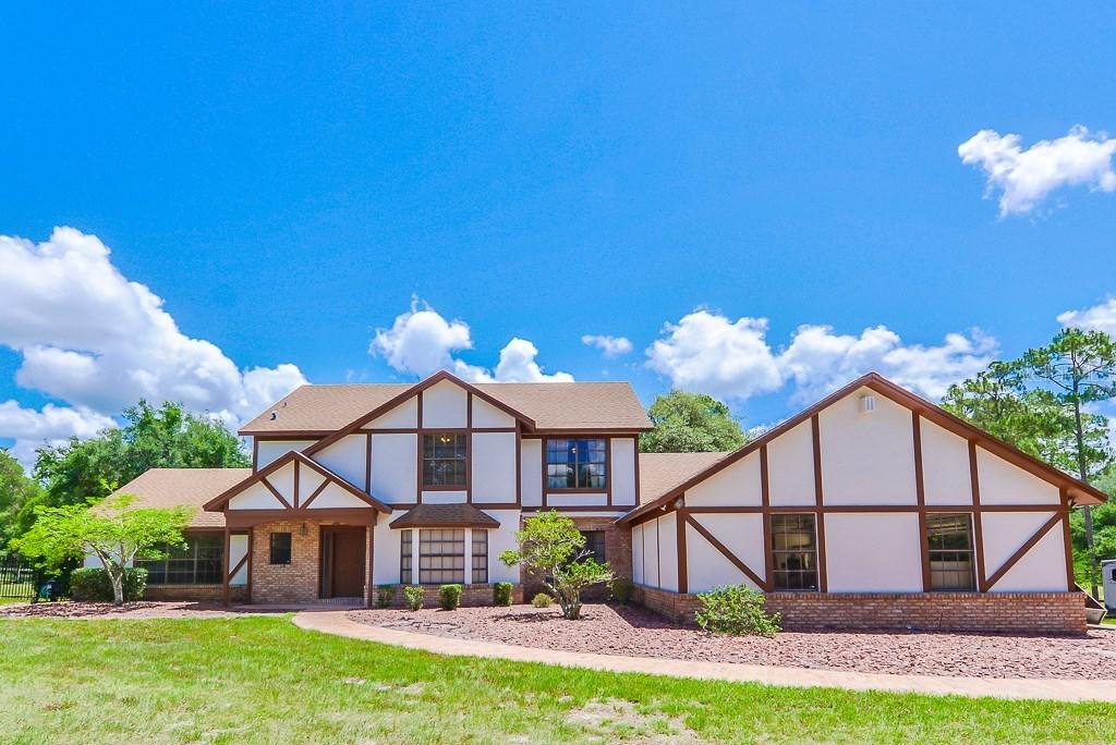 1228 Sioux Ct., Geneva, FL 32732