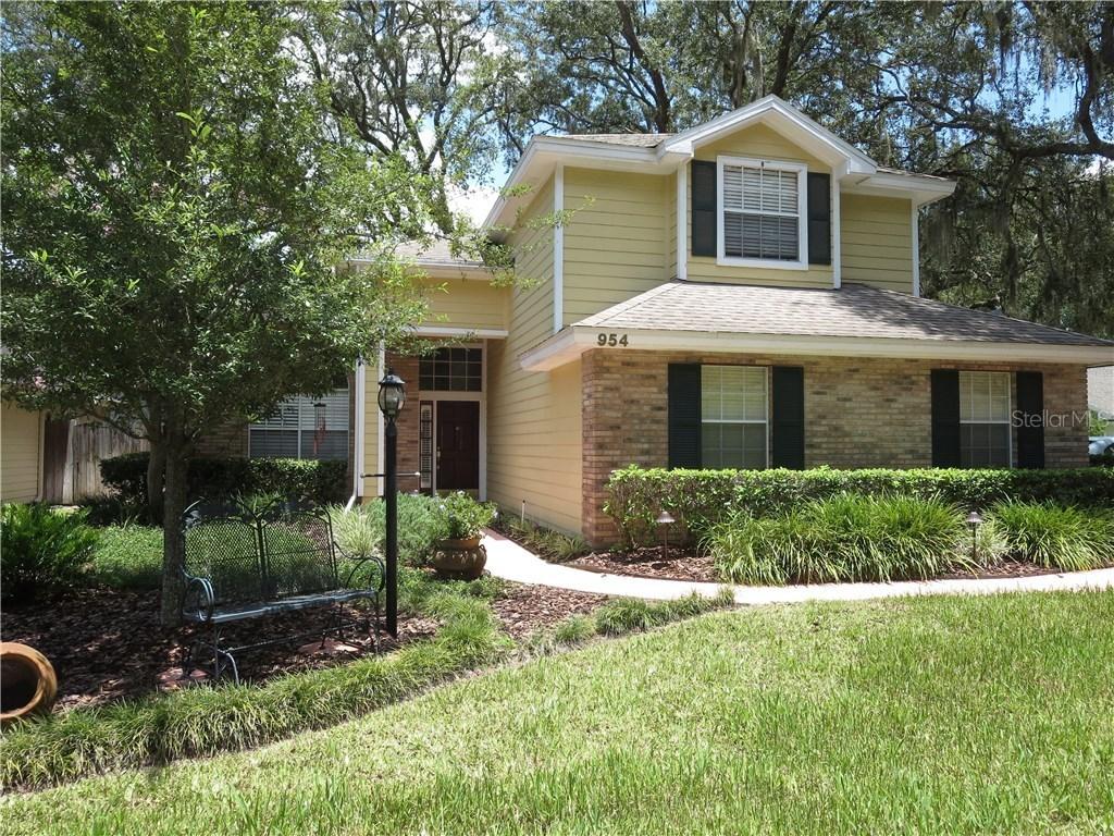 954 Piedmont Oaks Dr., Apopka, FL 32703