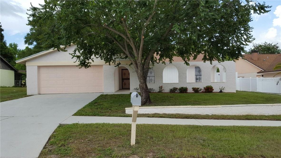 609 Stone Dr., Brandon, FL 33510