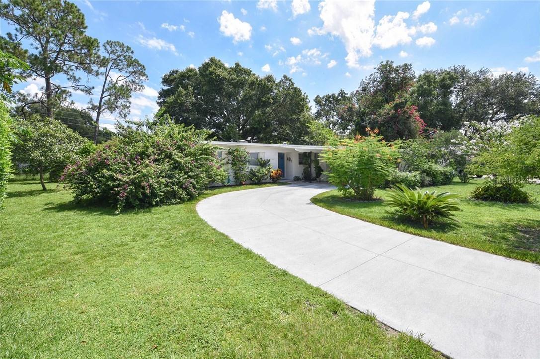 3627 Seagrape Dr., Winter Park, FL 32792