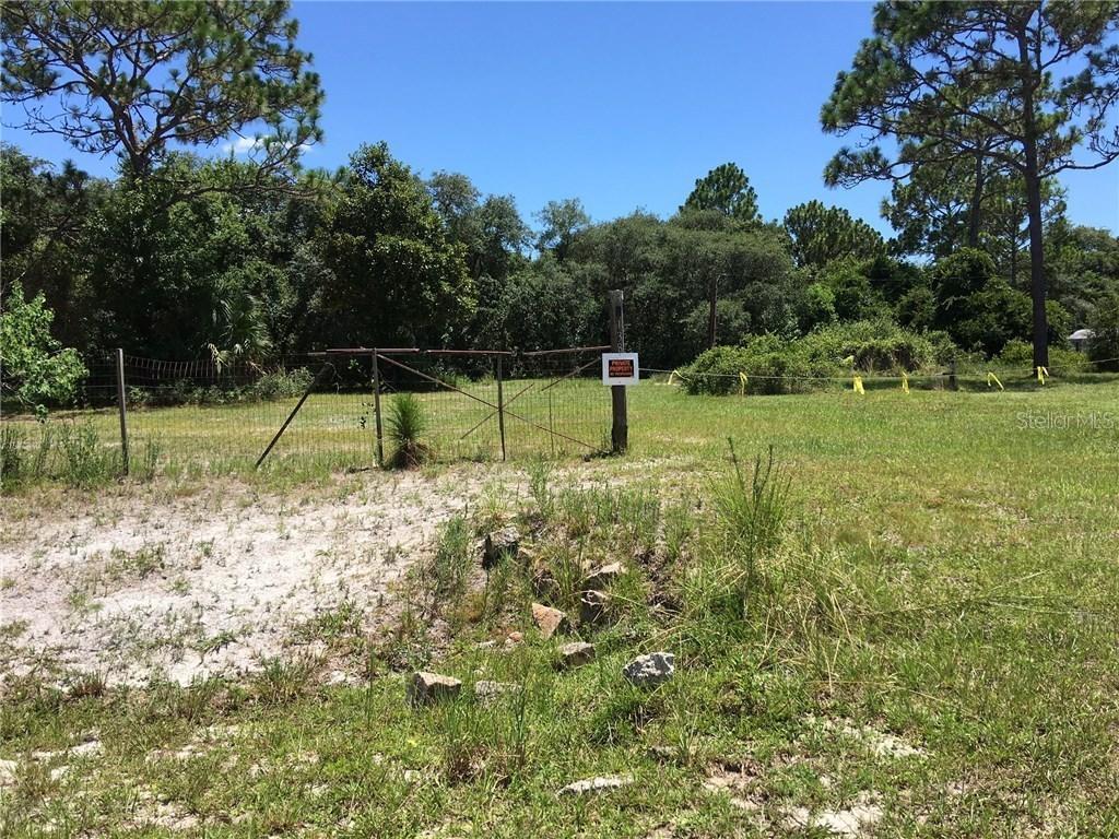 32138 Okaloosa Tr., Sorrento, FL 32776