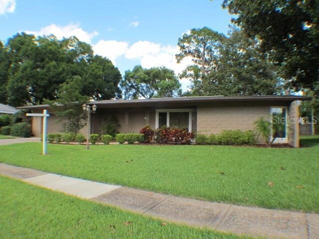 103 Idyllwilde Dr., Sanford, FL 32771