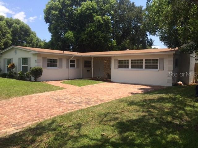 2740 Santos Pl., Orlando, FL 32806