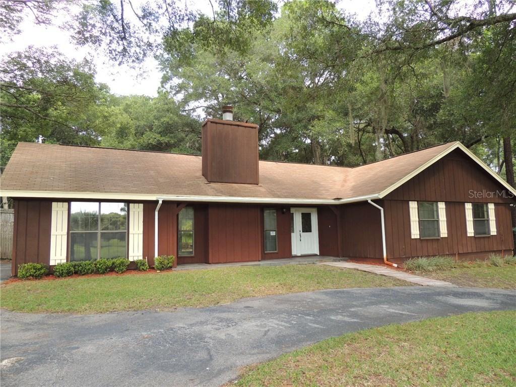 30751 Alcrest Ave., Sorrento, FL 32776