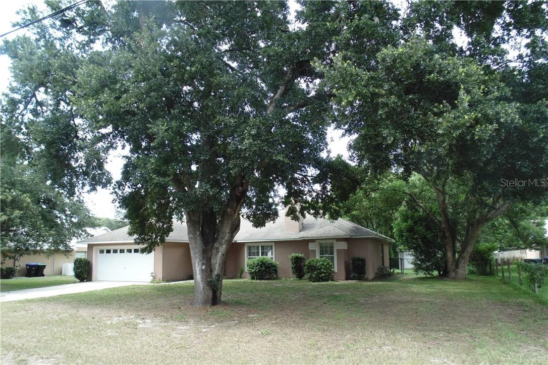 7025 Earlwood Ave., Mount Dora, FL 32757