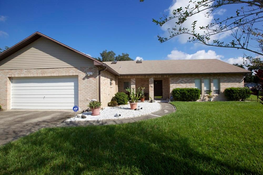 411 Bywater Dr., Orlando, FL 32839