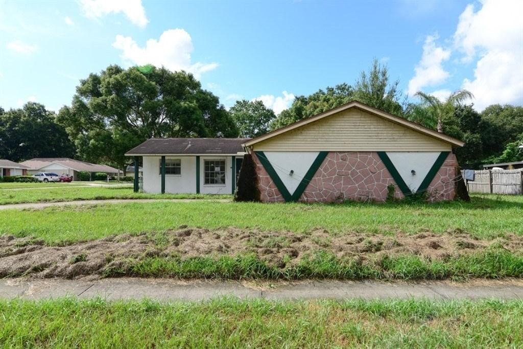 202 Nita Dr., Seffner, FL 33584